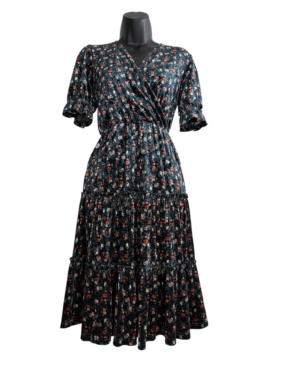 Ivy City Co Black Floral Tiered Velvet Midi Dress with Puff Sleeves